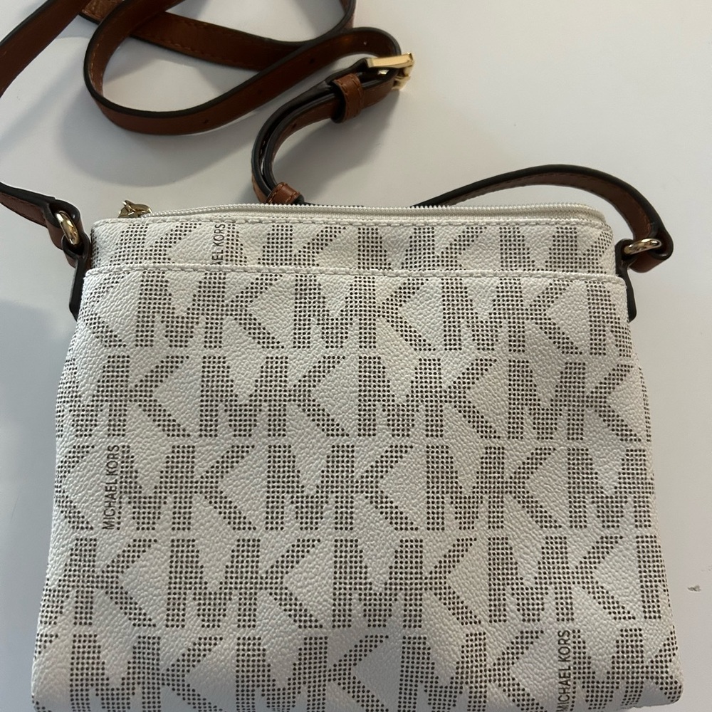 Michael Kors White and Brown Crossbody Bag with Signature Monogram - Picture 2 of 6